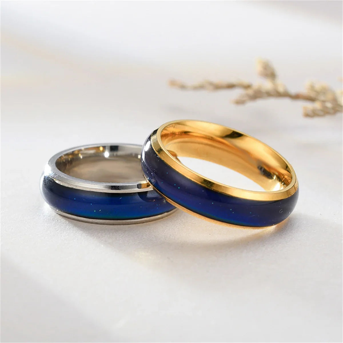 Color-Changing Mood Ring | Stainless Steel & Cubic Zirconia Mood Ring Qme