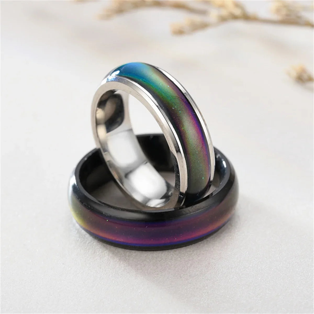 Color-Changing Mood Ring | Stainless Steel & Cubic Zirconia Mood Ring Qme