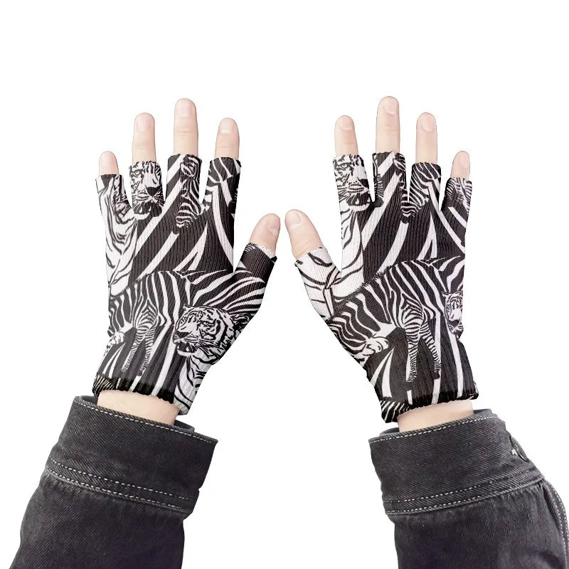 Women's Touch Screen Winter Mittens – Zebra Leopard Print Winter Touch Mittens Qme