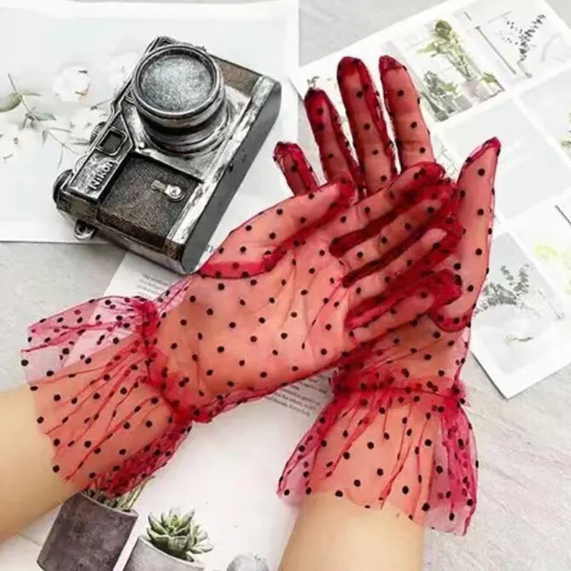Women's Short Lace Tulle Gloves – Stretchy Mesh Full Finger Lace Mesh Gloves Qme A-5 One Size
