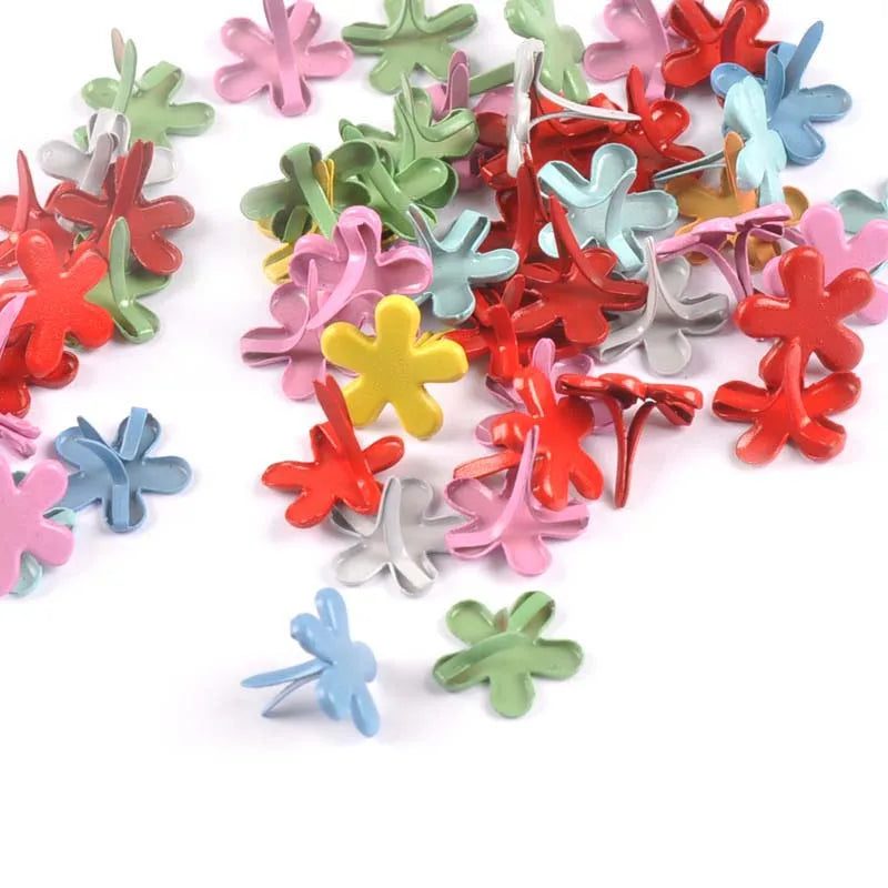 Mix Flower Brads for Scrapbooking & Paper Crafts – 50pcs Craft Brads Qme