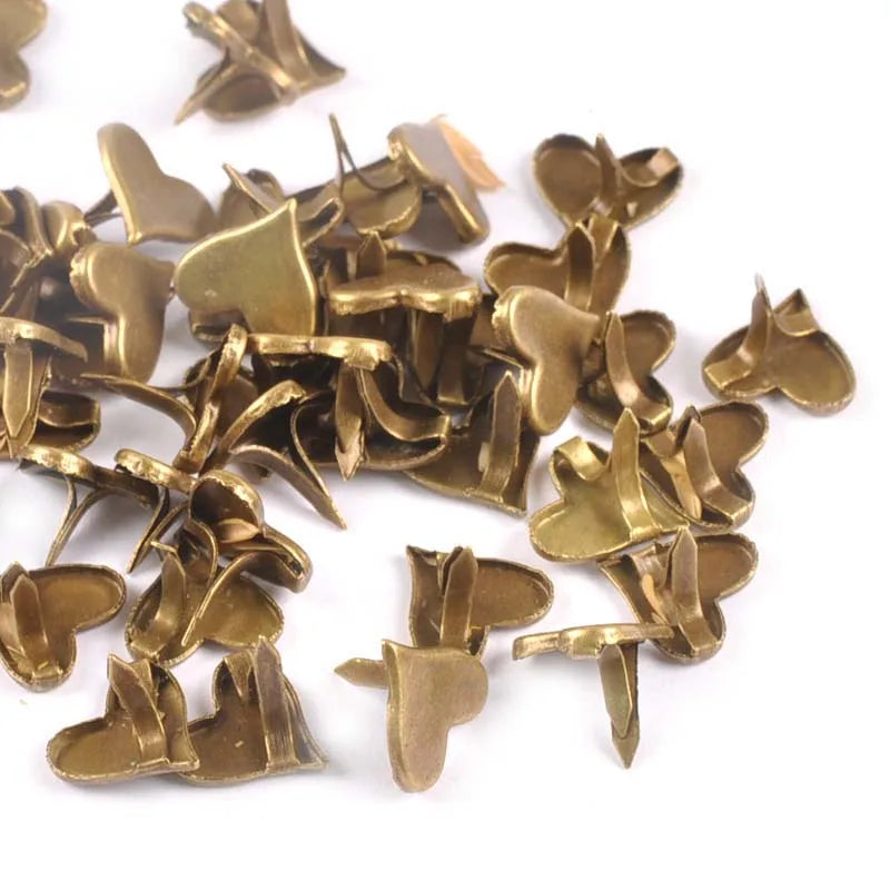 Retro Bronze Heart Brads – Metal Scrapbooking Fasteners 50pcs Scrapbooking Brads Qme