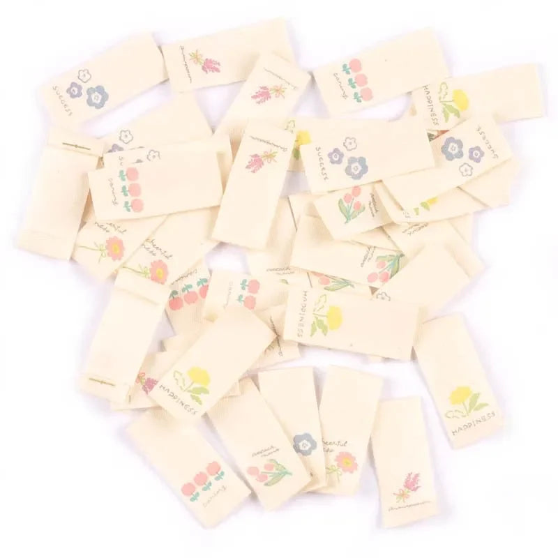 50pcs Flower Printed Washable Fabric Labels – Sewing & Craft Tags Fabric Sewing Labels Qme Random mixed