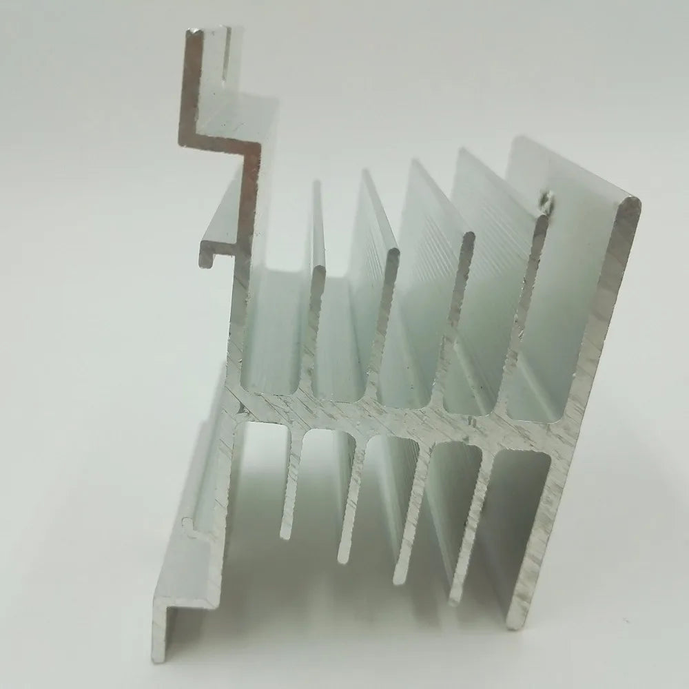 Aluminum Heat Sink Radiator for Single-Phase Solid State Relay SSR Heat Sink Qme