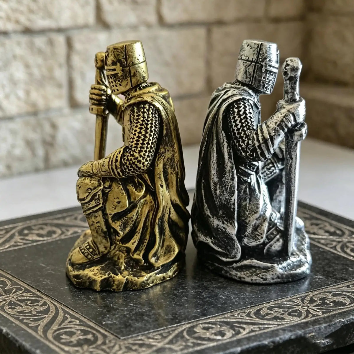 Medieval Knight Resin Desktop Miniature Sculpture Figurine Resin Figurine Qme