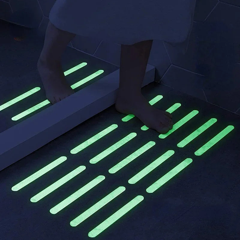 Luminous Non-Slip Bathtub Stickers – 24pc Shower Grip Pads Non-Slip Bath Stickers Qme