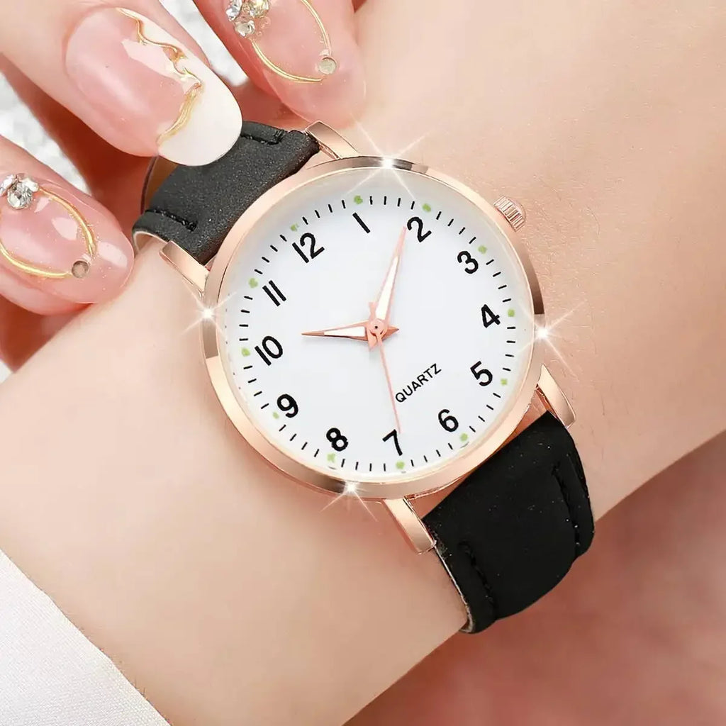 Women's Arabic Dial Quartz Watch | Leather Strap, 8 Colors Women's Quartz Watch Qme