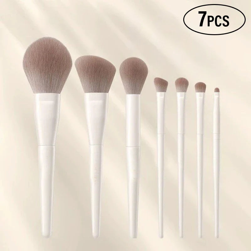 Professional Makeup Brush Set – Eyeshadow, Eyeliner & Face Makeup Brush Set Qme 7PCS China Mainland
