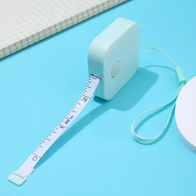 Mini Macaron Tape Measure 1.5m Metric Imperial Keychain Ruler Mini Tape Measure Qme green