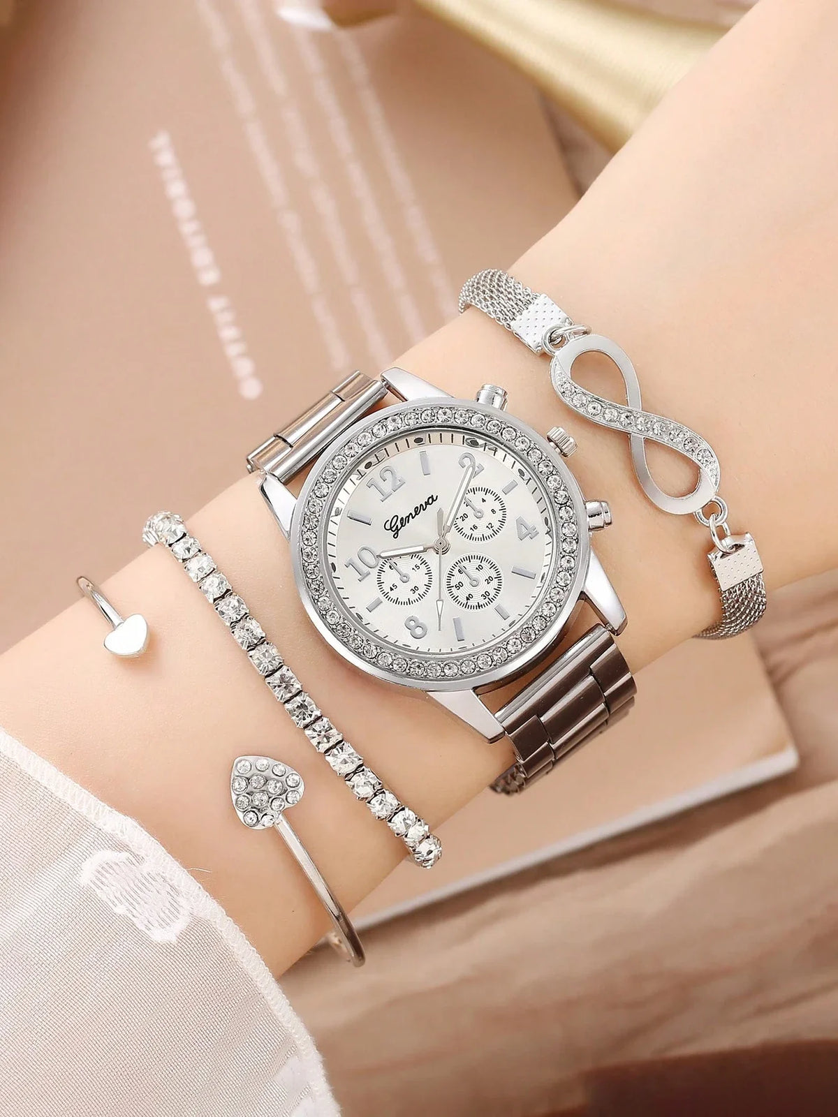 Women's 4-Piece Diamond Studded Watch Set | Quartz Watches Fashion Watch Set Qme Silver No