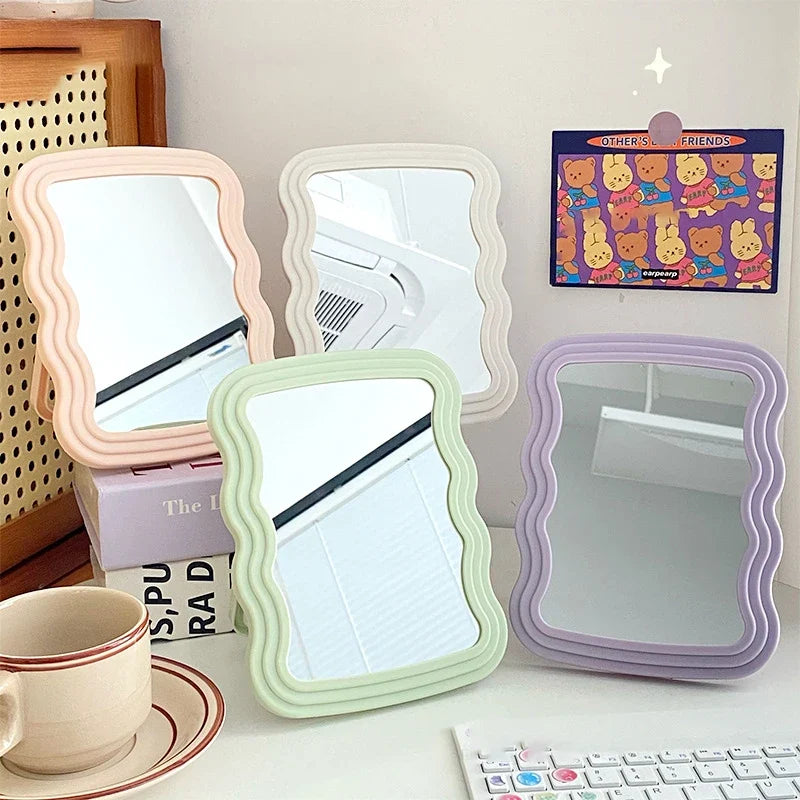 Foldable Portable Makeup Mirror – Compact Desktop Handheld Foldable Makeup Mirror Qme