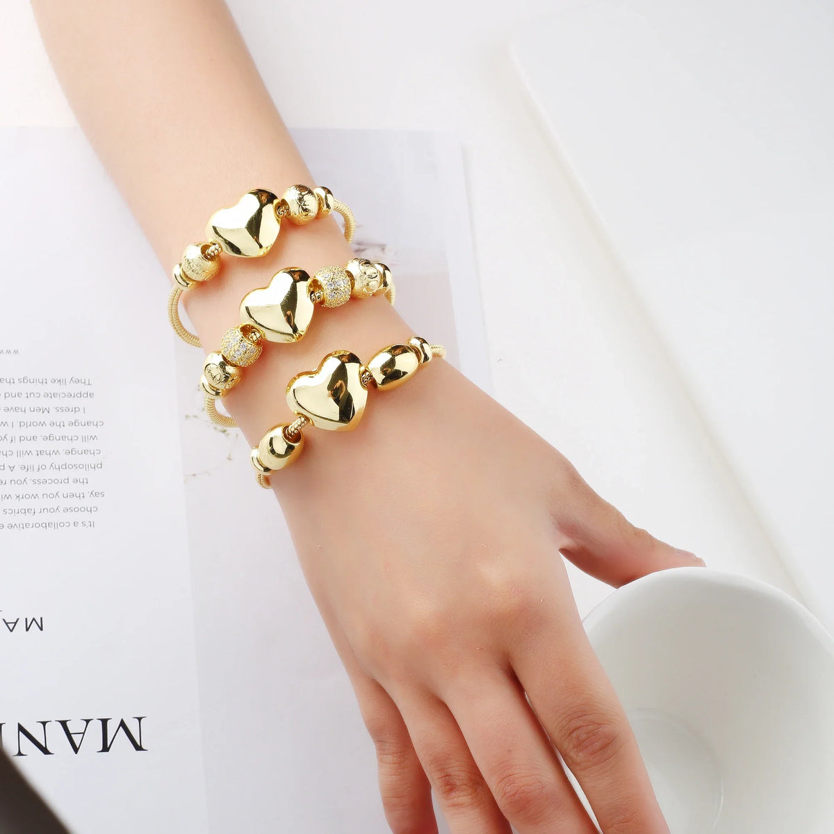 Glossy Heart Snake Chain Bracelet – Cubic Zirconia, 6 Colors Fashion Bracelet Qme
