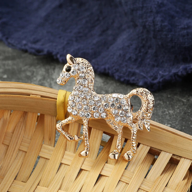 Zodiac Horse & Kitten Alloy Brooch Pin – Lunar New Year Corsage Brooch Pin Qst