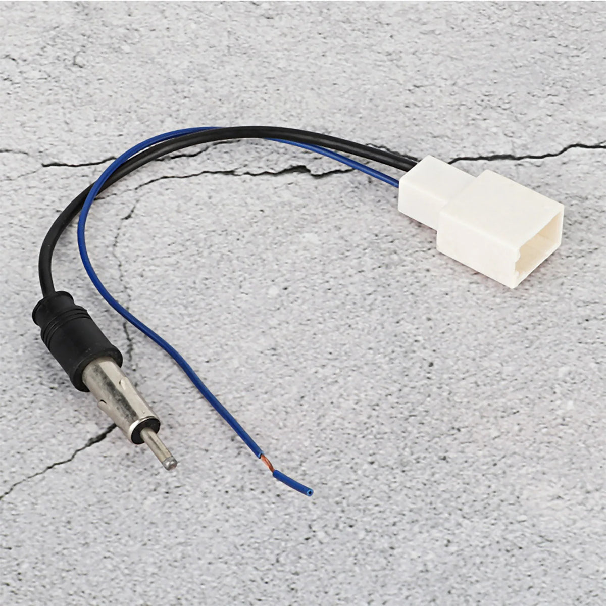 Toyota Car Radio Antenna Adapter Cable with Amplifier – ABS Antenna Adapter Cable Qst