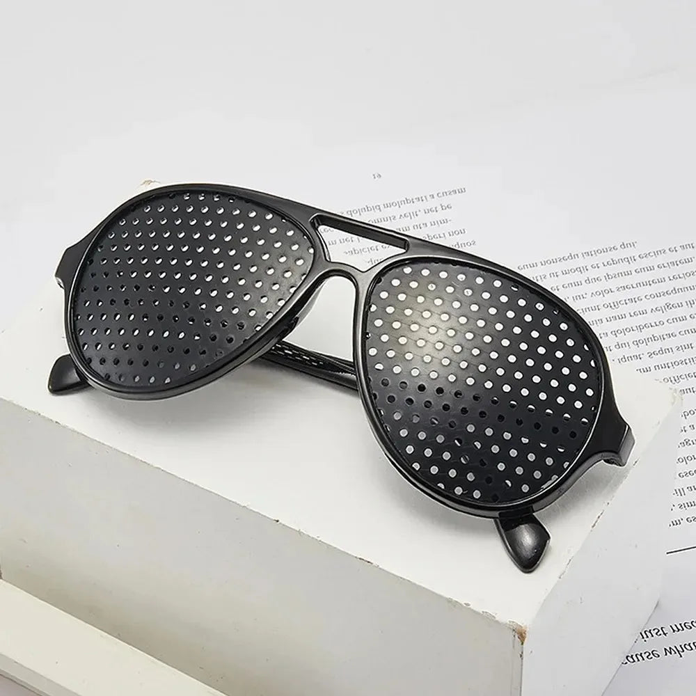 Pinhole Glasses for Visual Clarity & Eye Comfort | Men & Women Pinhole Eyewear Qme black