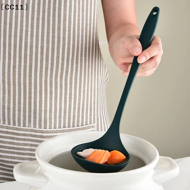 5-Piece Silicone Kitchen Utensil Set – Spoon, Spatula & Colander Silicone Utensil Set Qme