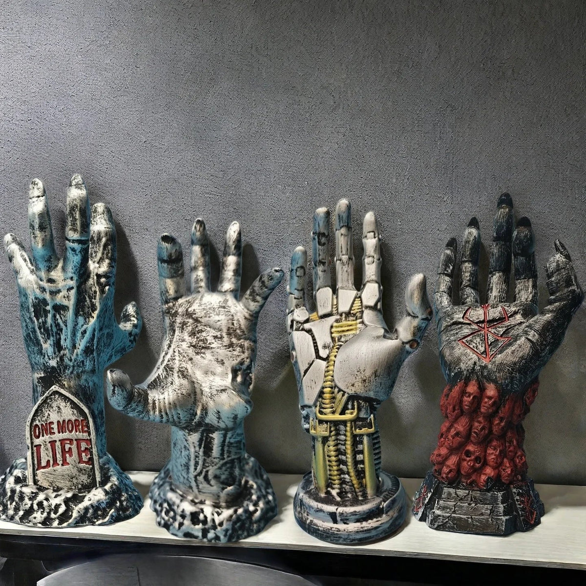 Devil's Hand Halloween Resin Ornament – Outdoor Decor Halloween Ornament Qme