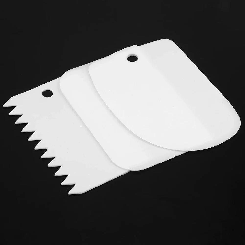 3-Piece Plastic Dough Scraper & Cake Cream Spatula Set Pastry Scraper Set Qme