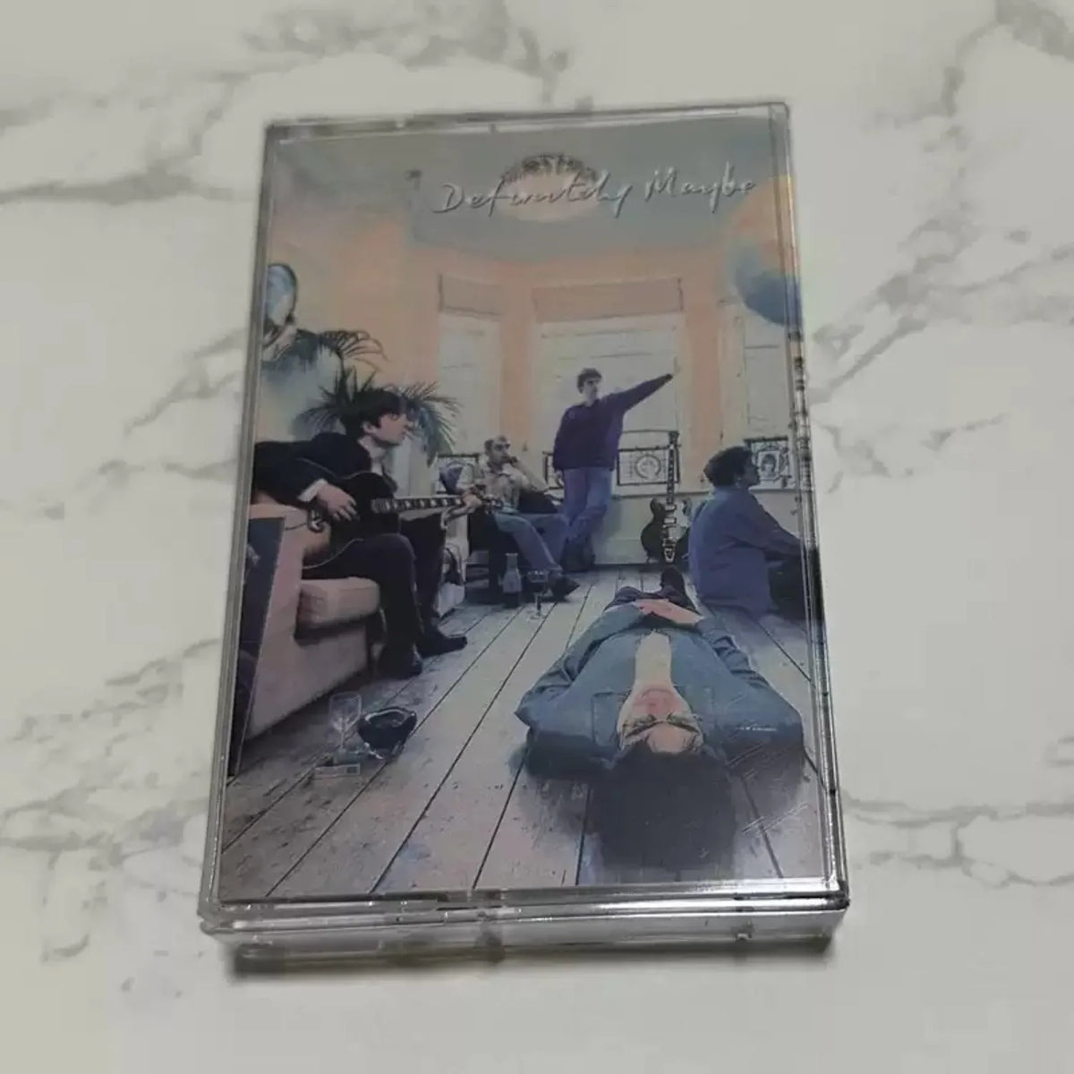 Retro British Rock Music Cassette Tape – Indoor Group Scene Music Cassette Tape Qme Rock Music