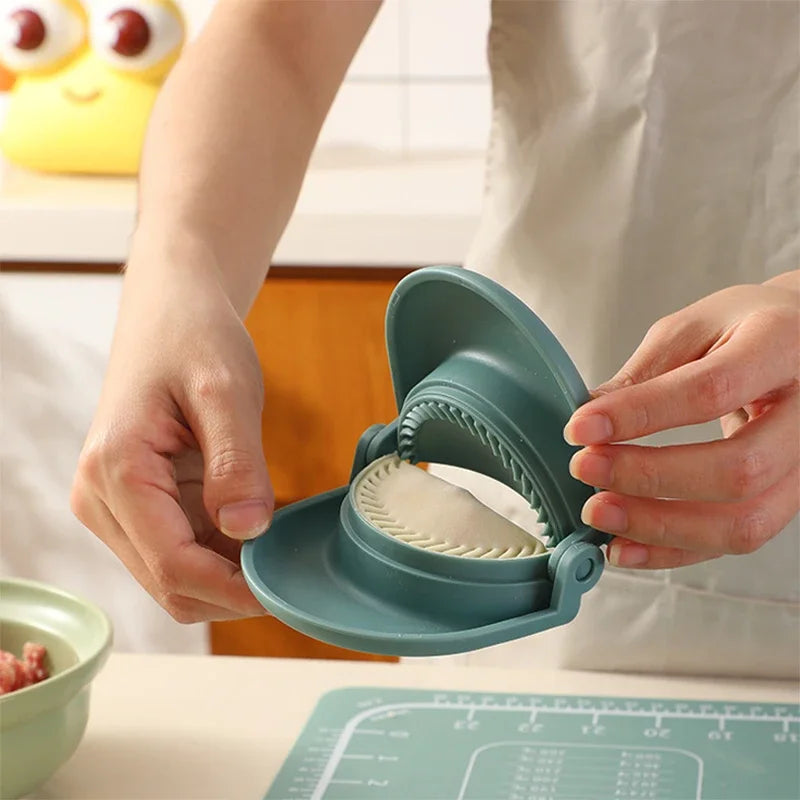 Multifunctional Dumpling Maker Jiaozi Mould Wrapper Presser Dumpling Maker Mould Qme