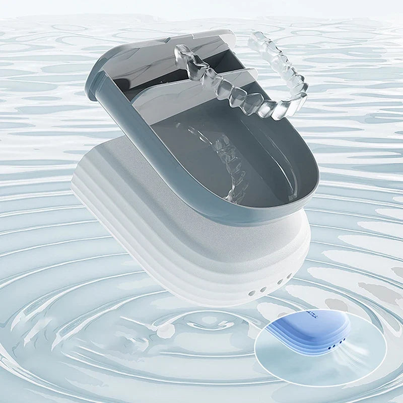 Portable Sealed Retainer & Aligner Travel Case | 3 Colors Retainer Travel Case Qme