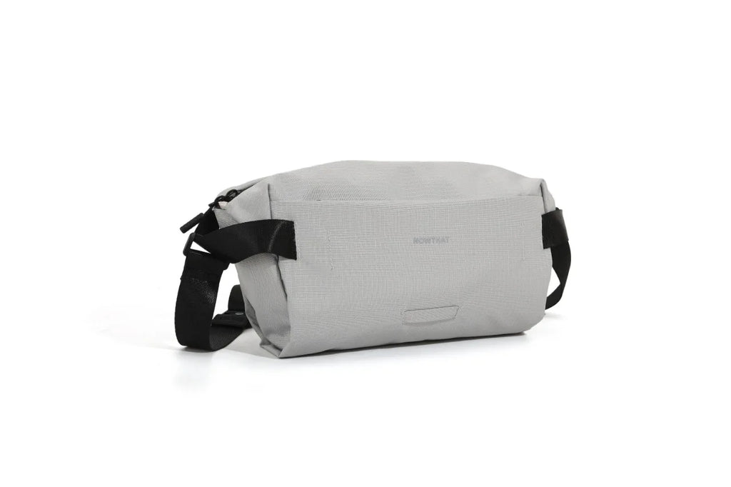 Large Capacity Crossbody Chest Bag – Lightweight & Waterproof Crossbody Chest Bag Qme Ivory