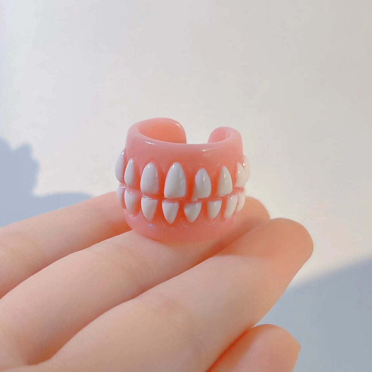 Creative Teeth Design Resin Open Ring – Unisex Gothic Jewelry Resin Fashion Ring Qme