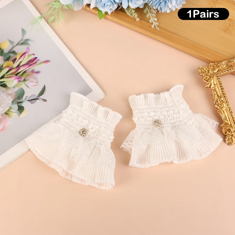 Lace Fake Cuffs Nail Art Photography Props – 1 Pair Nail Art Prop Cuffs Qst White Diamond
