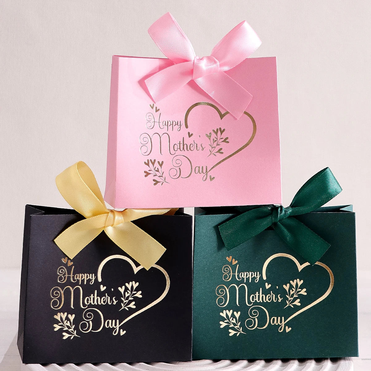 Mother's Day Elegant Candy Gift Boxes – Pink, White & Gold Gift Boxes Qme