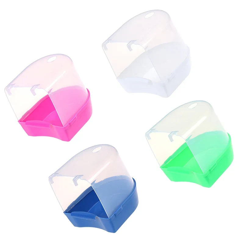 Hanging Bird Bath Box for Parrots & Parakeets – Plastic Bathtub Bird Bath Accessory Qme