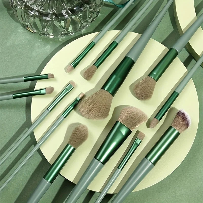 Soft Makeup Brush Set – Eyeshadow & Foundation Brushes Makeup Brush Set Qme