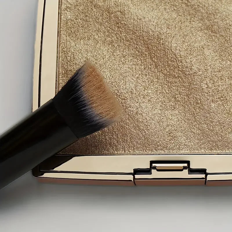 Qme Natural Glow Highlighter – Long-Lasting Glitter Velvet Face Highlighter Qme