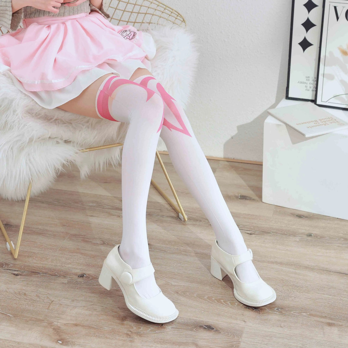 Women's White Velvet Over-the-Knee Stockings | Cute Red Detail Thigh-High Stockings Qme