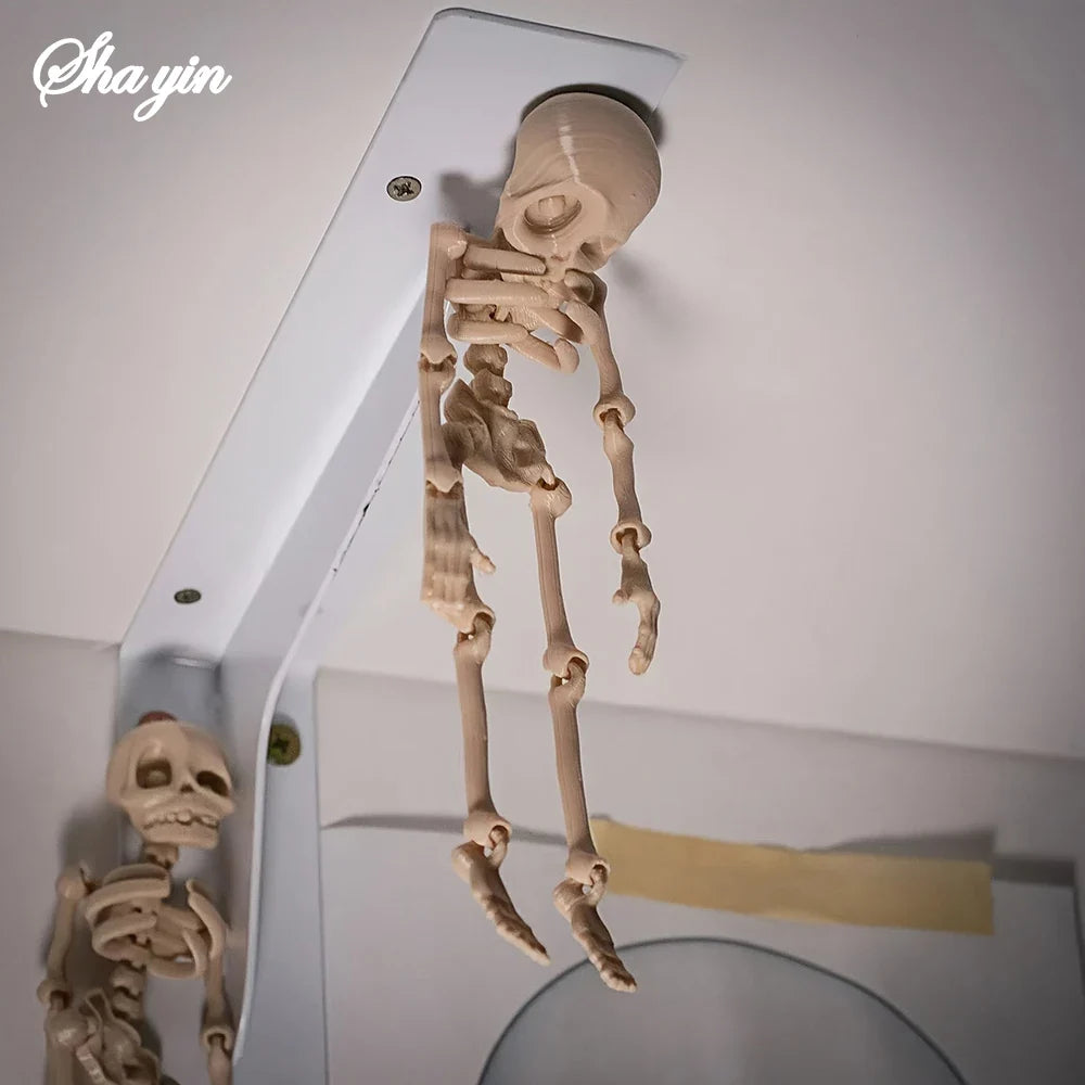 Poseable Skull Fridge Magnet – Funny Halloween Novelty Gift Novelty Fridge Magnet Qme