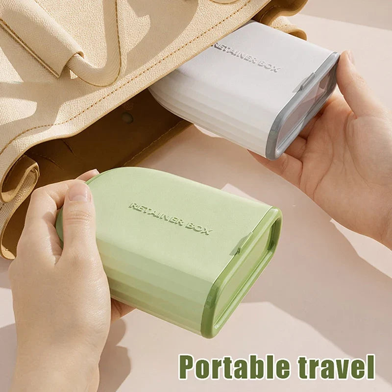 Portable Sealed Retainer & Aligner Travel Case | 3 Colors Retainer Travel Case Qme