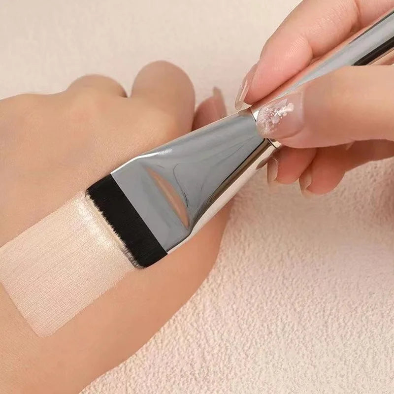 Ultra Thin Flat Foundation & Concealer Brush – Soft Wool Fiber Foundation Makeup Brush Qme