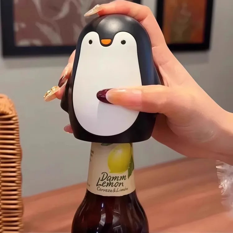 Penguin Cartoon Bottle Opener – Portable Beer & Can Opener Novelty Bottle Opener Qme black