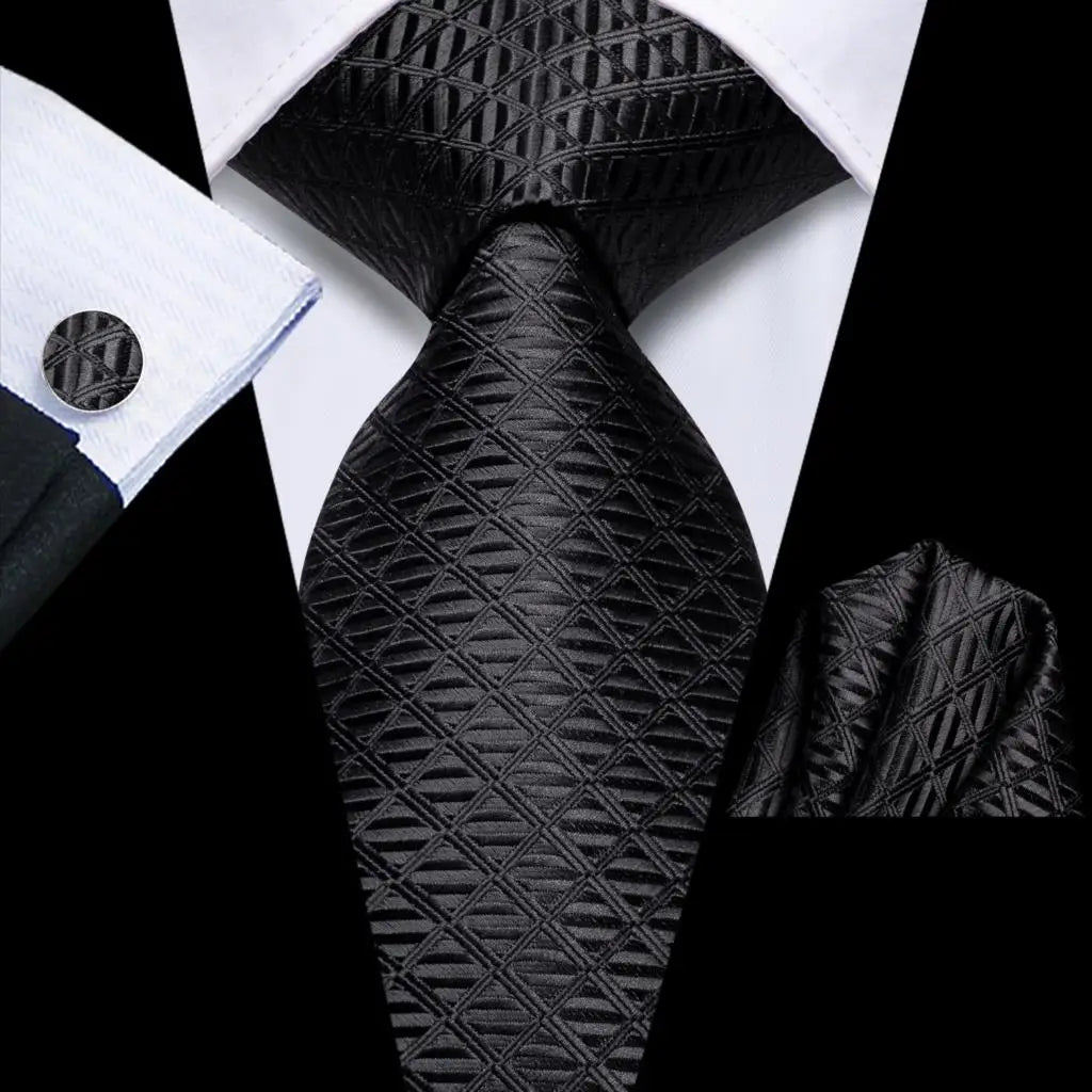 Hi-Tie Men's Silk Necktie Handkerchief & Cufflinks Set