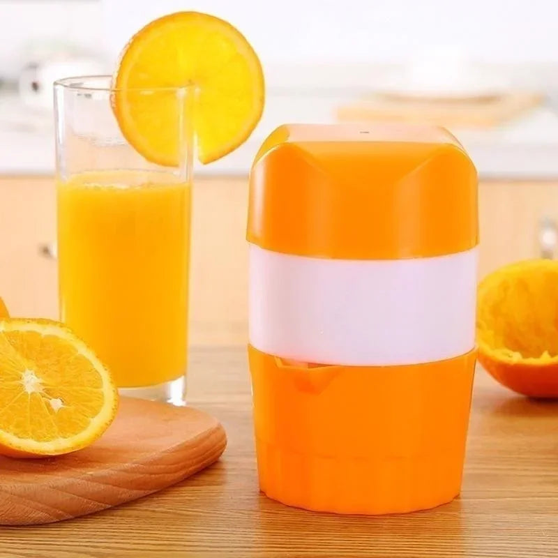 Portable Manual Juicer Cup – Fresh Citrus Juice On the Go Manual Citrus Juicer Qme