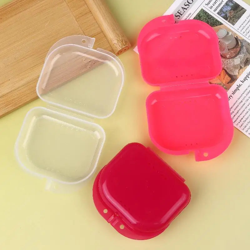 Dental Retainer Case – Vented Denture Storage Box Dental Retainer Case Qst