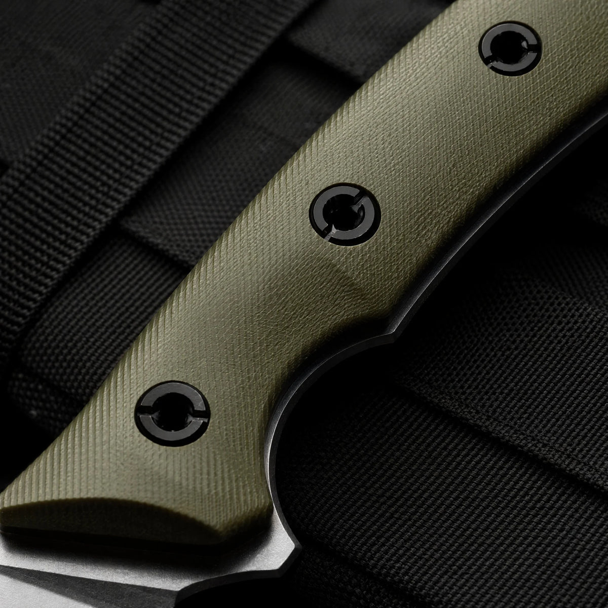 HUANGFU Multi-Function Outdoor Camping Knife – Steel Blade Multi-Function Knife Qst