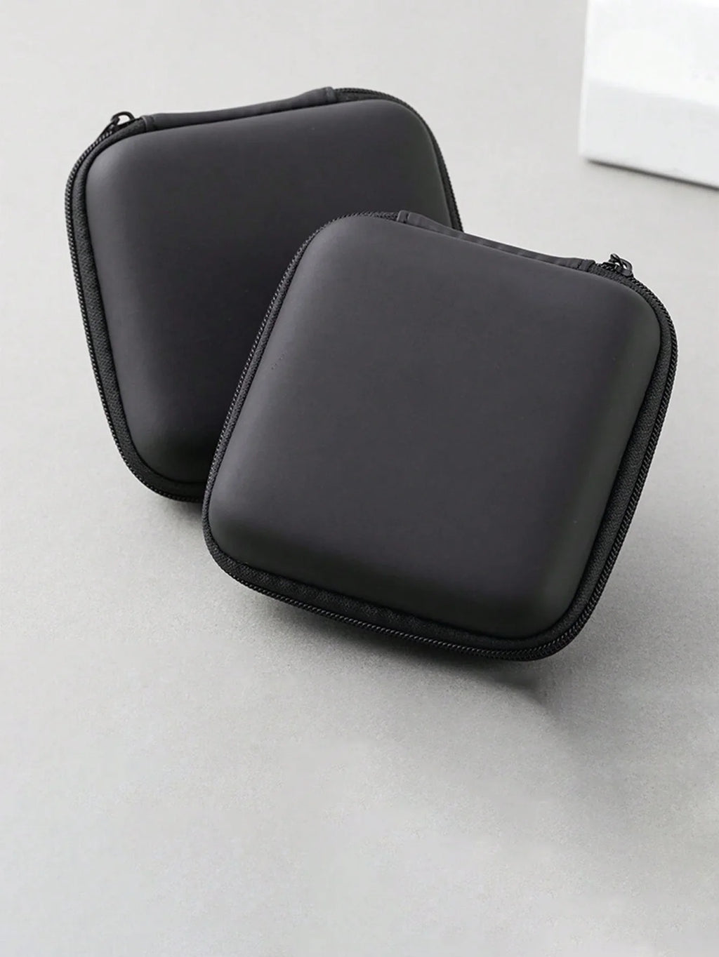 Portable EVA Cable & Bluetooth Headset Storage Bag Tech Accessory Organizer Qme