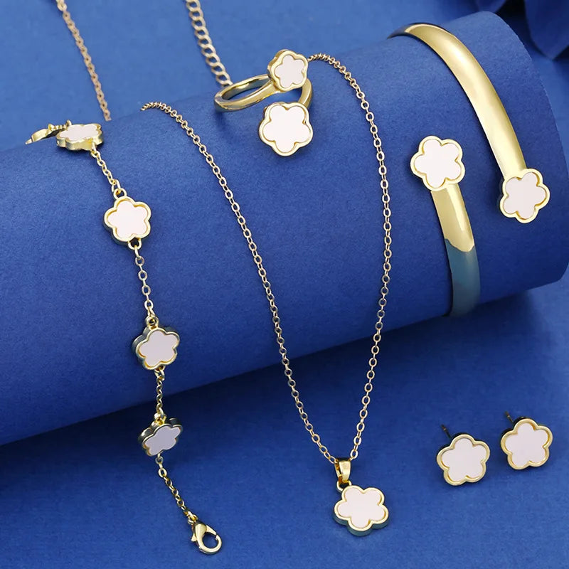 Five Leaf Flower Jewelry Set – Bracelet, Necklace, Earrings & Ring Floral Jewelry Set Qme