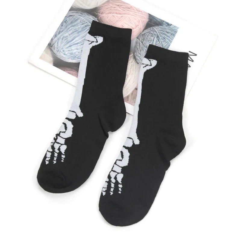 Anime Novelty Socks – Halloween Cosplay Hip Hop Women's Socks Novelty Print Socks Qme A5 One Size