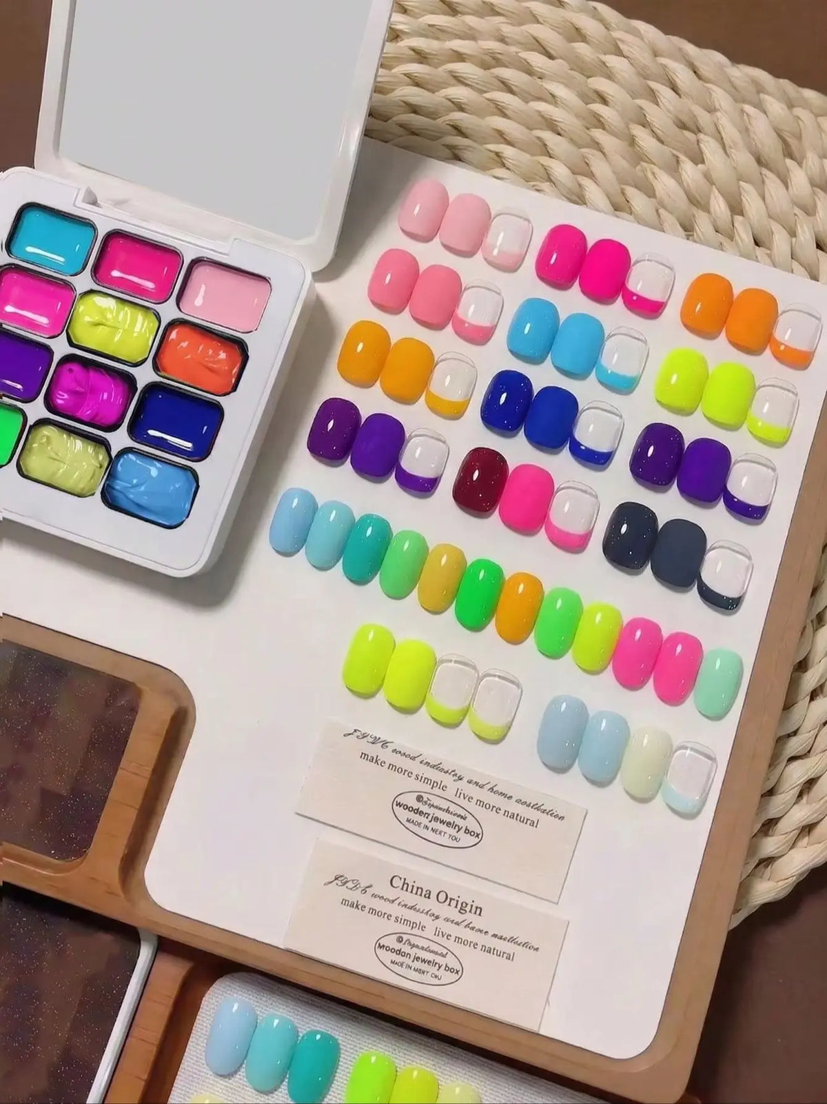 Qme 12-Color Fluorescent Gel Polish Set – UV Gradient Nail Art UV Gel Nail Polish Qme 01
