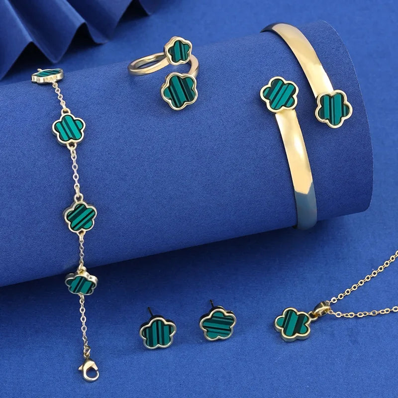 Five Leaf Flower Jewelry Set – Bracelet, Necklace, Earrings & Ring Floral Jewelry Set Qme