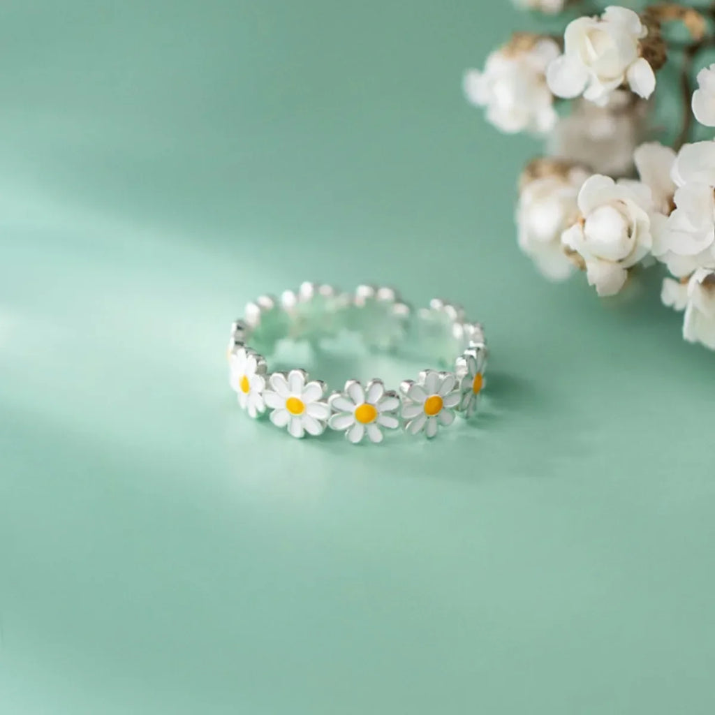 Vintage Daisy Flower Ring – Adjustable Korean Style Women's Ring Fashion Ring Qme