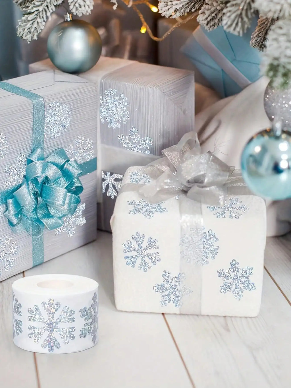 500 Waterproof Laser Snowflake Stickers Roll – Holiday Decor Decorative Sticker Roll Qme