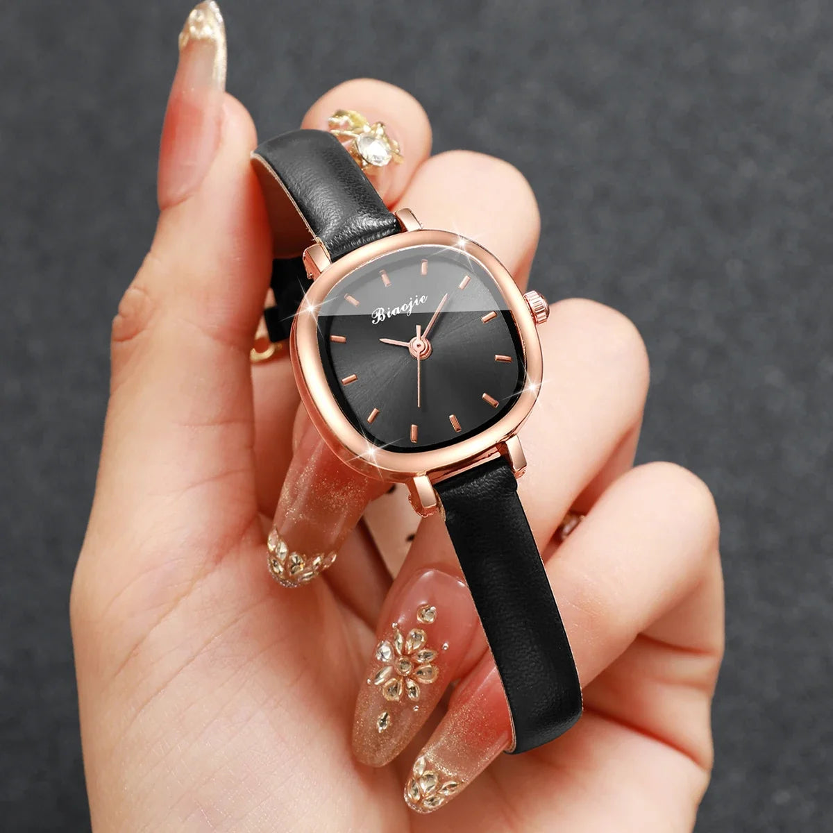 4-in-1 Women's Rose Gold Black Dial Watch & Jewelry Set Women's Jewelry Set Qme