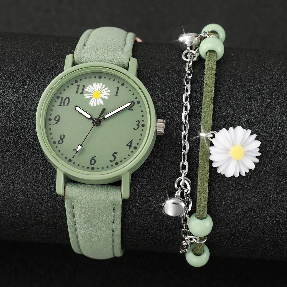 Women's Casual Quartz Watch & Leather Bracelet Set – 2 Piece Watch & Bracelet Set Qme